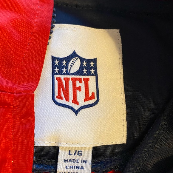 New England Patriots Warm Up Jacket - Picture 2 of 4